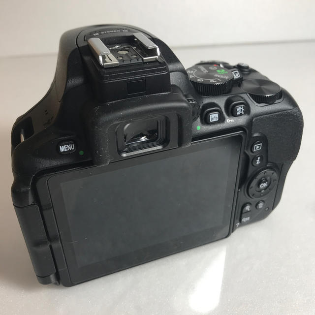 Nikon(ニコン)のNikon D5600 ボディ スマホ/家電/カメラのカメラ(デジタル一眼)の商品写真