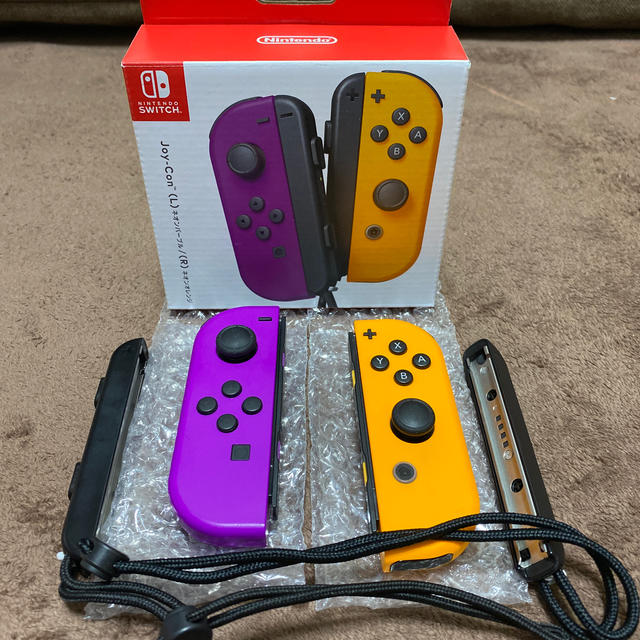 Nintendo Switch Joy-Con (R) （L）