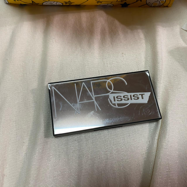 NARS(ナーズ)のナーズ  アイシャドウパレット コスメ/美容のベースメイク/化粧品(アイシャドウ)の商品写真