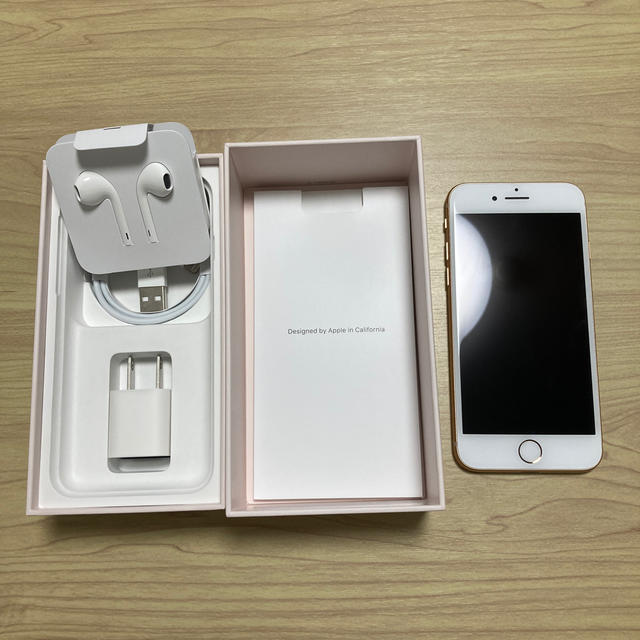 【値下げ中】【美品】iPhone 8 64G SIMフリー