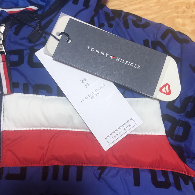 早い者勝ち！新品 TOMMYHILFIGER キッズ★ダウンジャケット 24m キッズ/ベビー/マタニティのキッズ服男の子用(90cm~)(ジャケット/上着)の商品写真