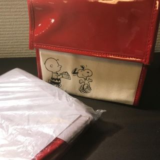 スヌーピー(SNOOPY)のSNOOPYスヌーピーハウス型保冷バック(弁当用品)