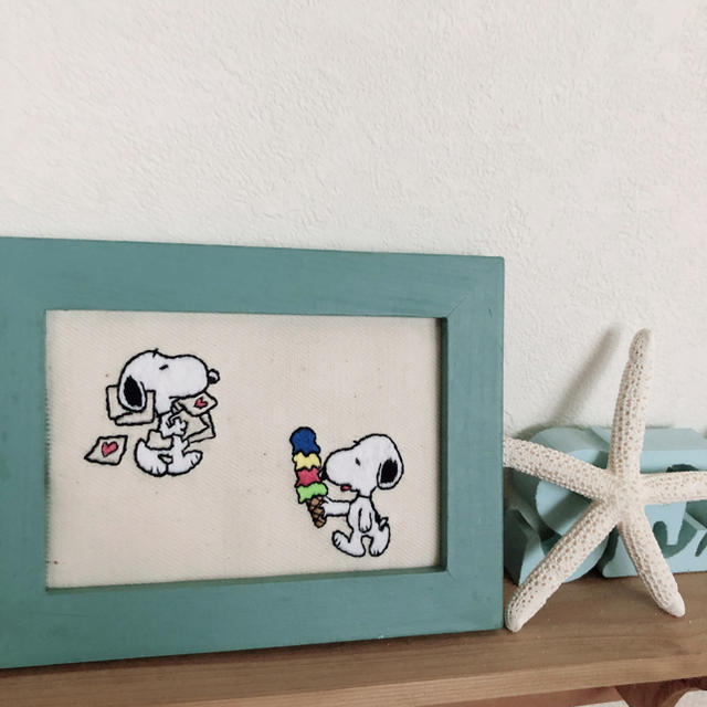 SNOOPY(スヌーピー)のスヌーピー   刺繍フレーム ハンドメイドのインテリア/家具(インテリア雑貨)の商品写真