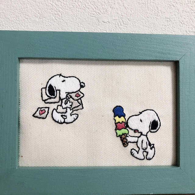 SNOOPY(スヌーピー)のスヌーピー   刺繍フレーム ハンドメイドのインテリア/家具(インテリア雑貨)の商品写真