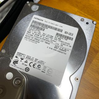 ヒタチ(日立)のHITACHI HDD 1T(PCパーツ)