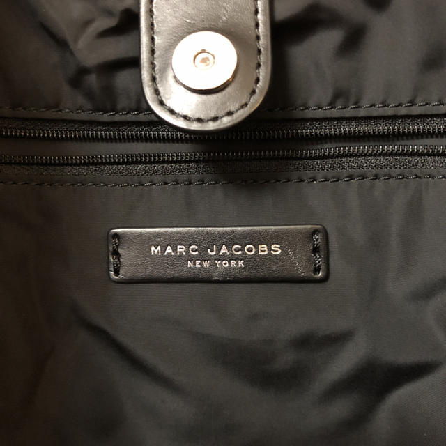 MARC BY MARC JACOBS(マークバイマークジェイコブス)のマークバイマークジェイコブストートバック レディースのバッグ(トートバッグ)の商品写真