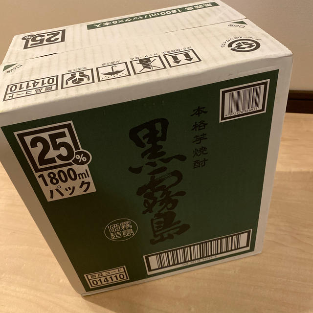 黒霧島6本 25パーセント 1800ml 1ケース 食品/飲料/酒の酒(焼酎)の商品写真