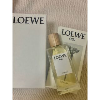 ロエベ(LOEWE)のLOEWE 香水 WOMAN 001(香水(女性用))