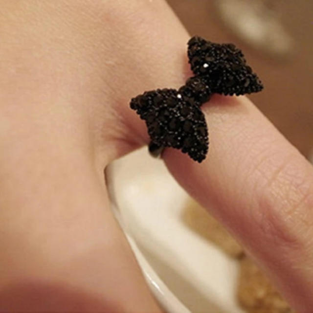黒リボン♡が可愛いきらきらリング free size レディースのアクセサリー(リング(指輪))の商品写真