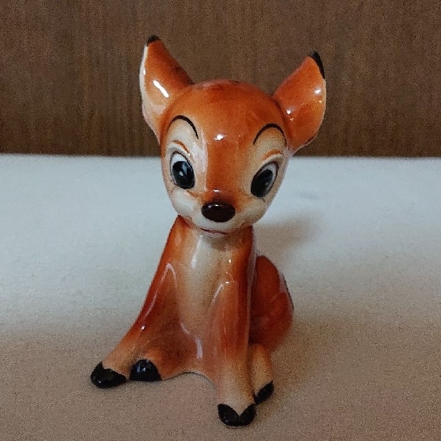 70年代 ディズニーバンビ 陶器置物 ヴィンテージ アンティーク① | フリマアプリ ラクマ