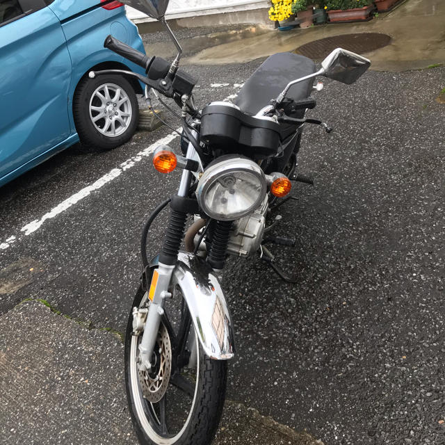 ヤマハ(ヤマハ)のヤマハ　YB125SP 走行距離18589km 前後タイヤ新品 自動車/バイクのバイク(車体)の商品写真