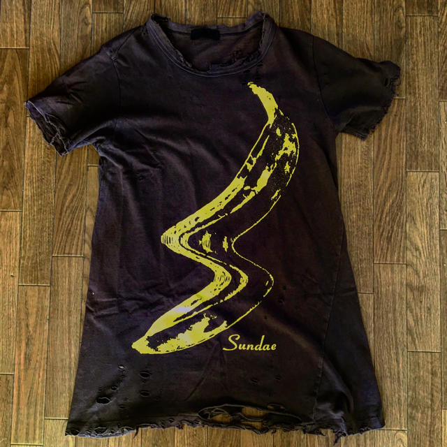 RNA(アールエヌエー)のTシャツ / RISKY SLANG メンズのトップス(Tシャツ/カットソー(半袖/袖なし))の商品写真