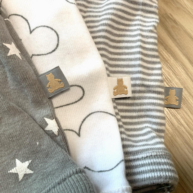 babyGAP(ベビーギャップ)のベビーGAP ロンパース3枚セット キッズ/ベビー/マタニティのベビー服(~85cm)(ロンパース)の商品写真