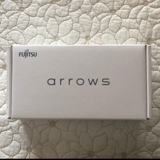 アローズ(arrows)のarrows RX 32GB ブラックSIMフリー(スマートフォン本体)