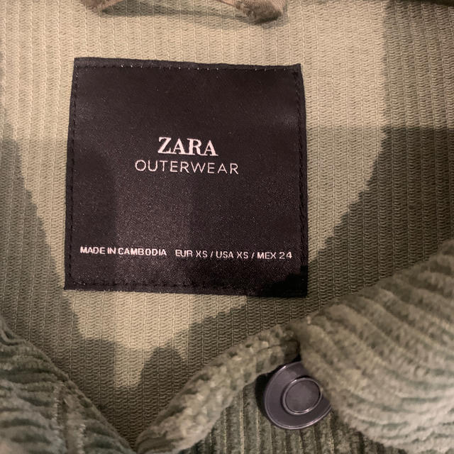 ZARA(ザラ)のZARA⭐️コーディロイジャケットXS レディースのジャケット/アウター(ミリタリージャケット)の商品写真