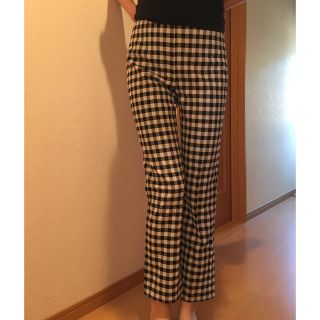 ザラ(ZARA)のZARA ギンガムチェックパンツ(クロップドパンツ)