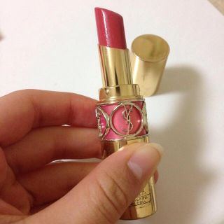 イヴサンローランボーテ(Yves Saint Laurent Beaute)のイヴサンローラン ルージュ ボリュプテ (口紅)