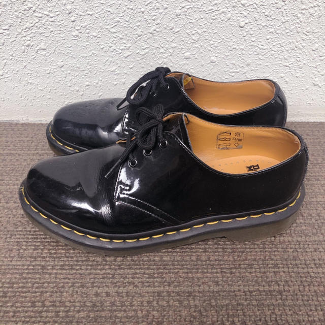 dr.martens 3ホール　エナメル　ドクターマーチン