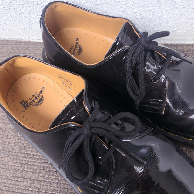 dr.martens 3ホール　エナメル　ドクターマーチン