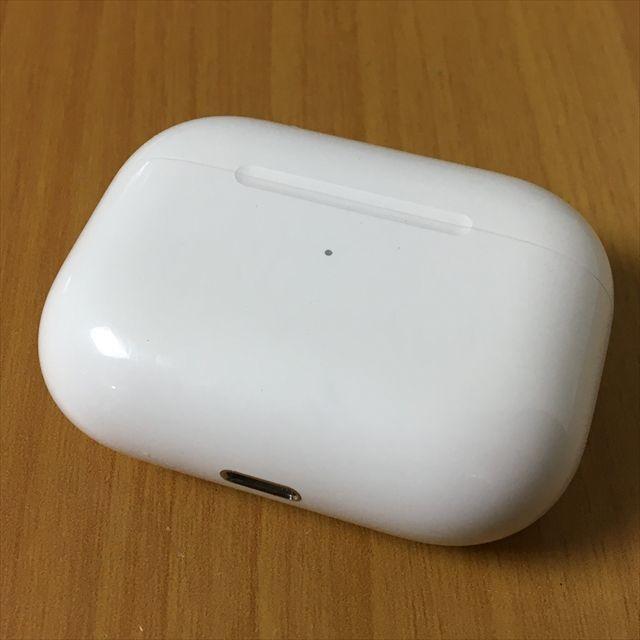 オーディオ機器Apple純正 AirPods Pro用 ワイヤレス充電ケースのみ（2