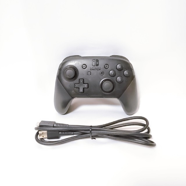 Nintendo Switch純正プロコントローラー純正コード付き