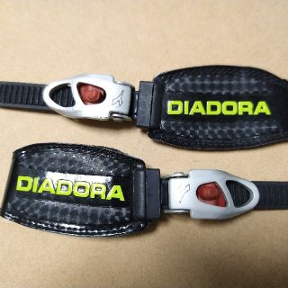 ディアドラ(DIADORA)のディアドラ MTBシューズ用バックル左右セット(ウエア)