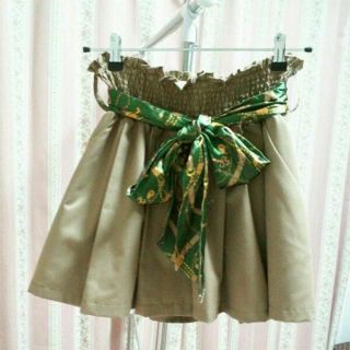 フィント(F i.n.t)のF.i.n.t  スカート【お値下げ★】(ひざ丈スカート)