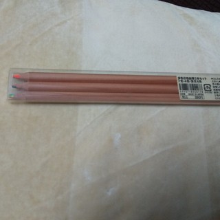 ムジルシリョウヒン(MUJI (無印良品))のMUJI　多色芯色鉛筆３本セット　(色鉛筆)