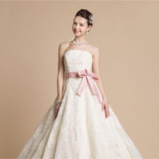 【新品未使用】吉川ひなの　アロヒナ モエ♡ウェディングドレス 結婚式 花嫁(ウェディングドレス)