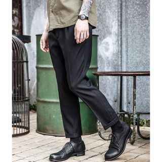 ミスターオリーブ(Mr.OLIVE)のMR.OLIVE ワンプリーツスタプレテーパードパンツ(スラックス)