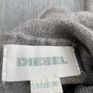 ディーゼル(DIESEL)の子供用　グレー色セーター　【DIESEL】(ニット)