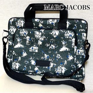 マークバイマークジェイコブス(MARC BY MARC JACOBS)のMARC BY MARC JACOBS ☆ 新品未使用 PC バッグ 迷彩(ショルダーバッグ)