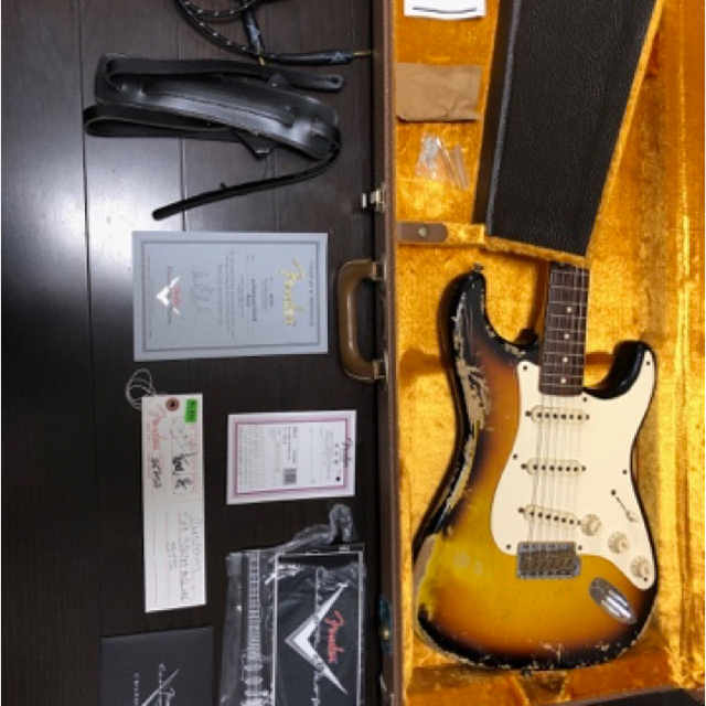 Fender(フェンダー)の※ゆにQ様専用　fender strat custom shop  楽器のギター(エレキギター)の商品写真