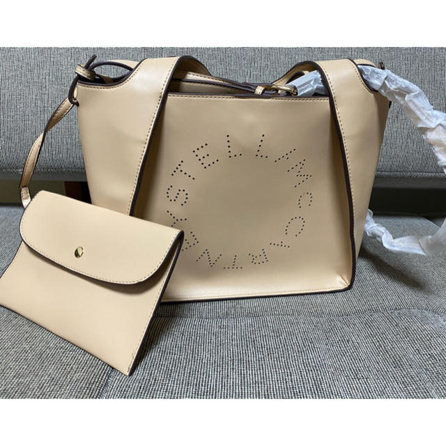 Stella McCartney(ステラマッカートニー)の新品♡ステラマッカートニーロゴトートバック レディースのバッグ(トートバッグ)の商品写真