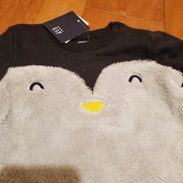 babyGAP(ベビーギャップ)の70 ペンギンちゃん　カバーオール　ロンパース キッズ/ベビー/マタニティのベビー服(~85cm)(ロンパース)の商品写真