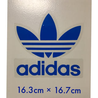 アディダス(adidas)の【新品】adidasステッカー  縦16.3 横16.7 (ステッカー)