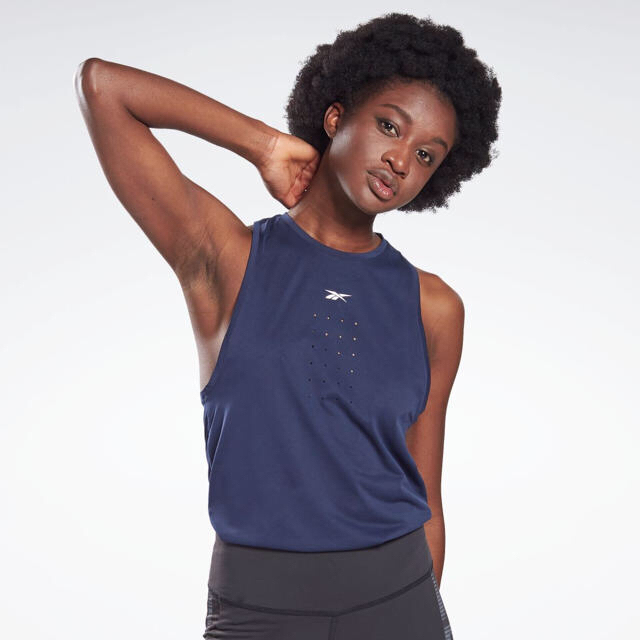 Reebok(リーボック)のグレーのタンクとLM Perforated Tank  XOTサイズ レディースのトップス(タンクトップ)の商品写真