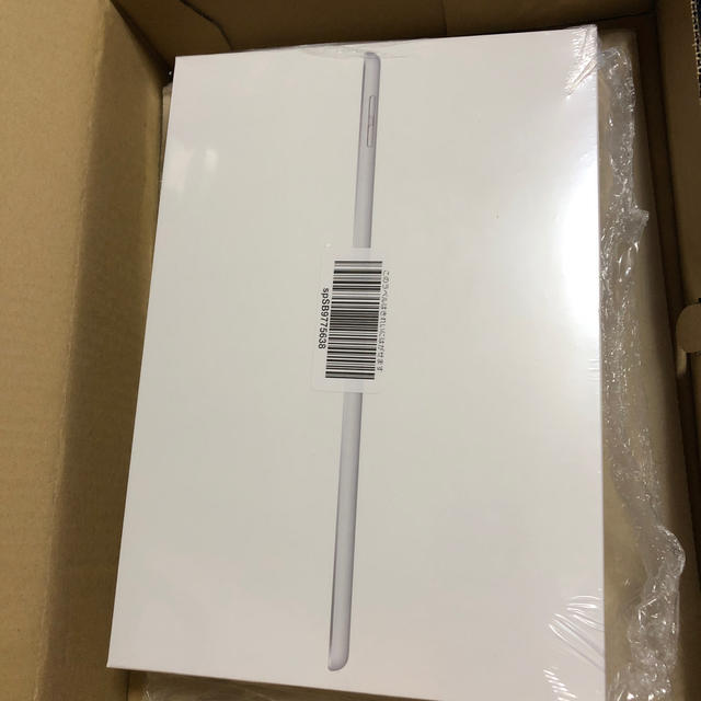 iPad 第8世代 Wi-Fi 10.2インチ 32GB シルバー 2