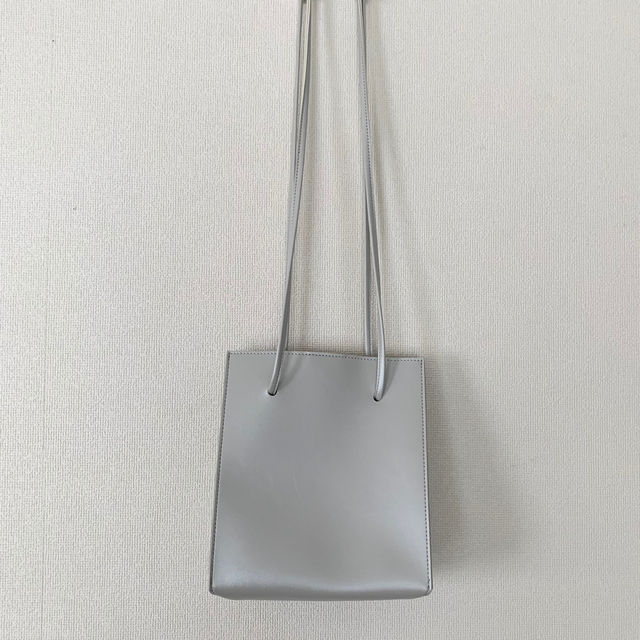 CEPO(セポ)の【新品未使用】cepo スクエアショルダーバッグ レディースのバッグ(ショルダーバッグ)の商品写真