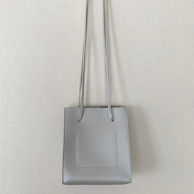 CEPO(セポ)の【新品未使用】cepo スクエアショルダーバッグ レディースのバッグ(ショルダーバッグ)の商品写真