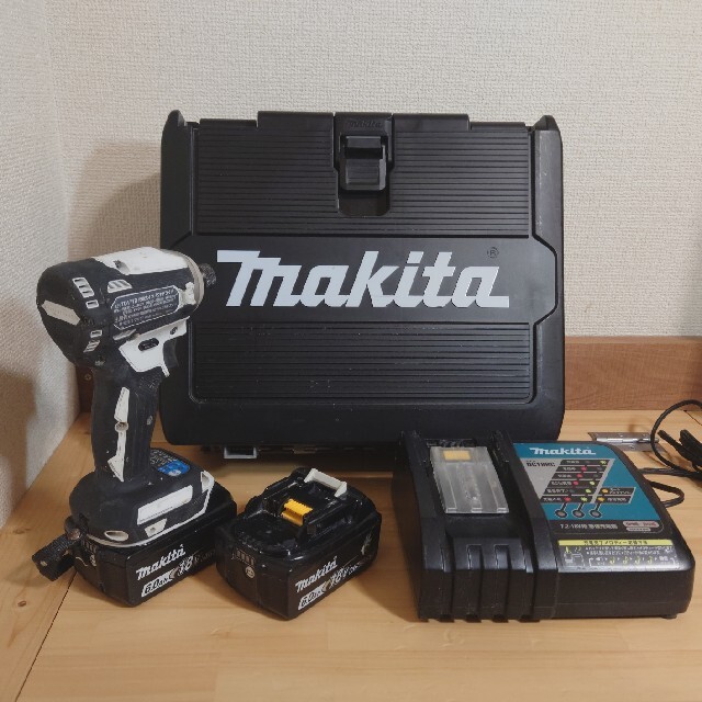 Makita - マキタ 18V 中古 インパクトドライバ TD171Dの通販 by m.m's shop｜マキタならラクマ