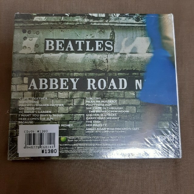 ビートルズ　新品未開封　アビー・ロード　輸入盤CD エンタメ/ホビーのCD(ポップス/ロック(洋楽))の商品写真