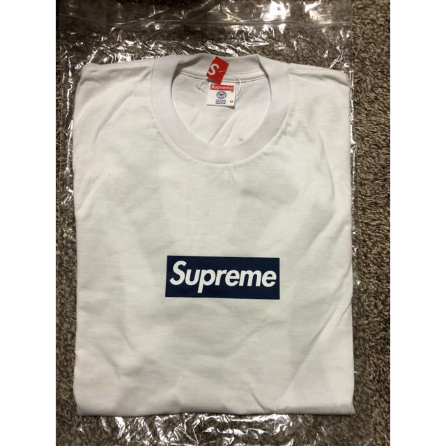 Supreme(シュプリーム)のアリ様専用新品Supreme New York Yankees Box Logo メンズのトップス(Tシャツ/カットソー(半袖/袖なし))の商品写真