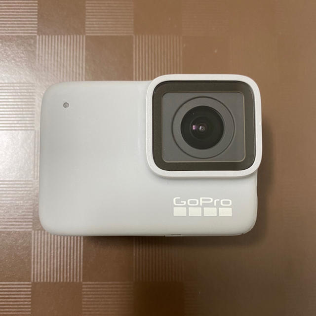 【送料無料・即発送】GoPro HERO 7 white アクションカメラスマホ/家電/カメラ