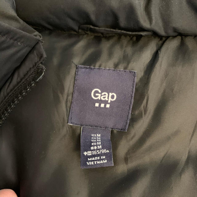 GAP(ギャップ)の専用ページ　　GAP ダウンベスト　美品 レディースのジャケット/アウター(ダウンベスト)の商品写真