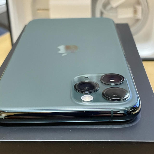 ★美品★iPhone11 pro 256GB SIMフリー ミッドナイトグリーン