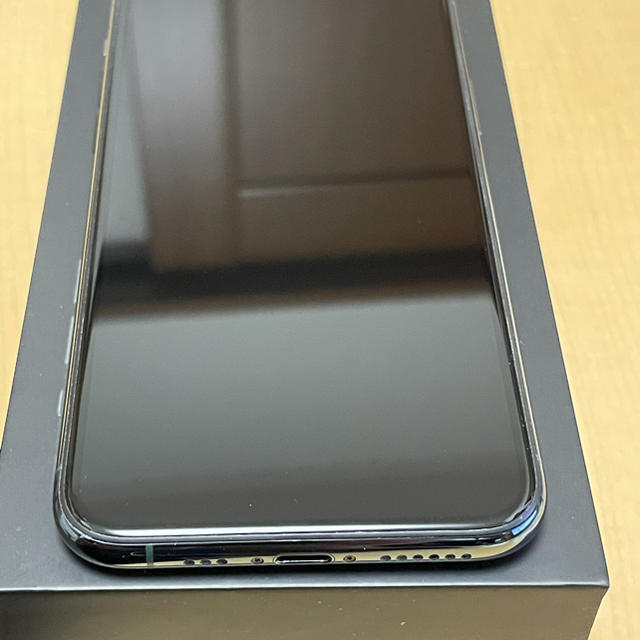 ★美品★iPhone11 pro 256GB SIMフリー ミッドナイトグリーン