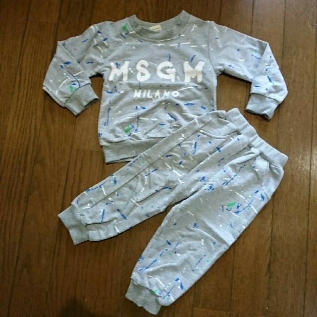 MSGM(エムエスジイエム)の90 セットアップ スウェット キッズ/ベビー/マタニティのキッズ服男の子用(90cm~)(その他)の商品写真