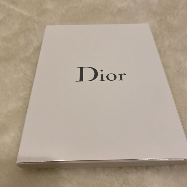 Dior(ディオール)のDIOR ノベルティー　ベルベット貼りミラー　ブラック コスメ/美容のコスメ/美容 その他(その他)の商品写真