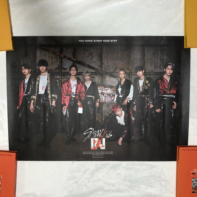 straykids IN生 ポスター 3枚セット チケットの音楽(K-POP/アジア)の商品写真